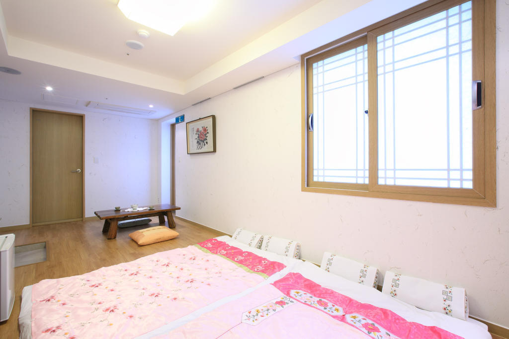 Dream House Hostel Seoul Exterior photo